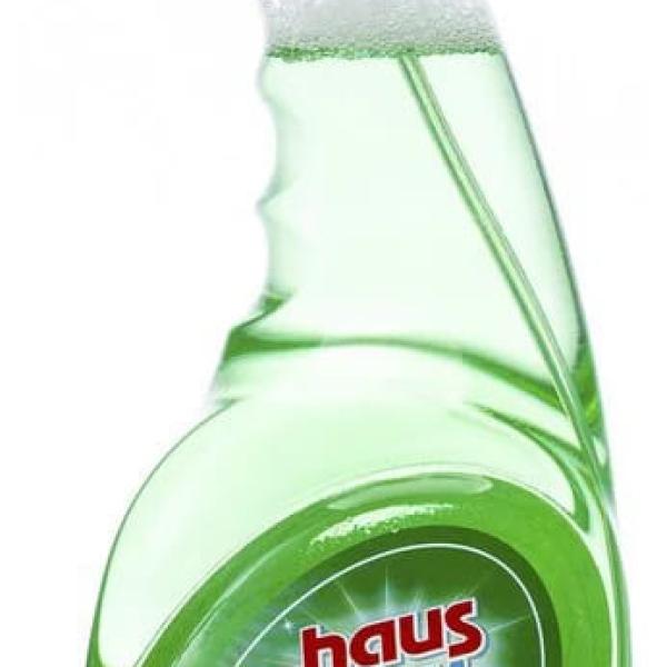 Средство жидкое чистящее для очистки оконных  стекол и зеркал ЯБЛОКО 750мл HausFrau